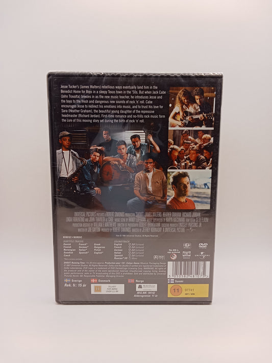 Shout (Alkuperäisissä muoveissa)