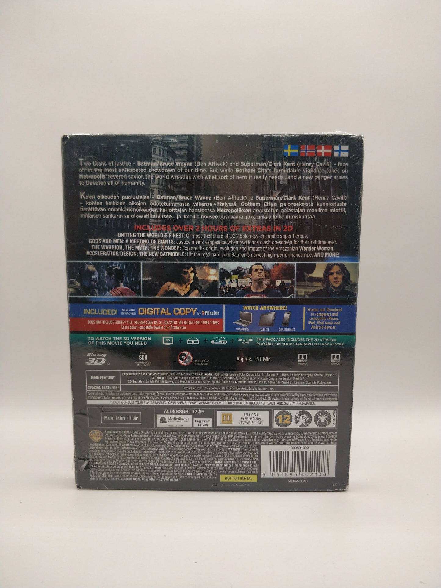 Batman v Superman - Dawn of Justice 3D (Alkuperäisissä muoveissa)