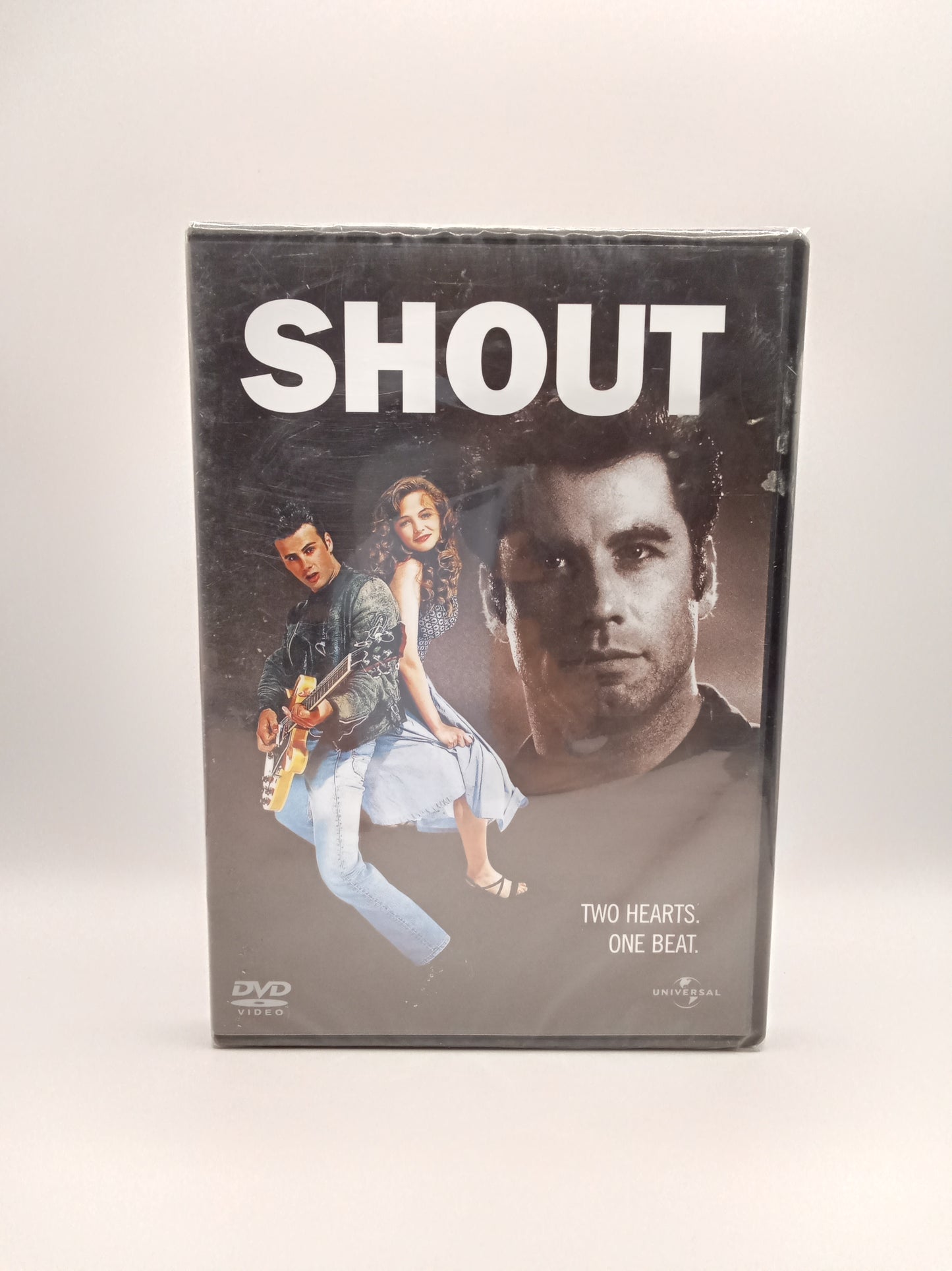 Shout (Alkuperäisissä muoveissa)