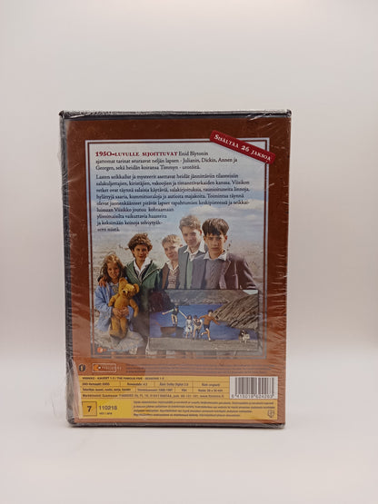 Viisikko - Kaudet 1-2 (Alkuperäisissä muoveissa)