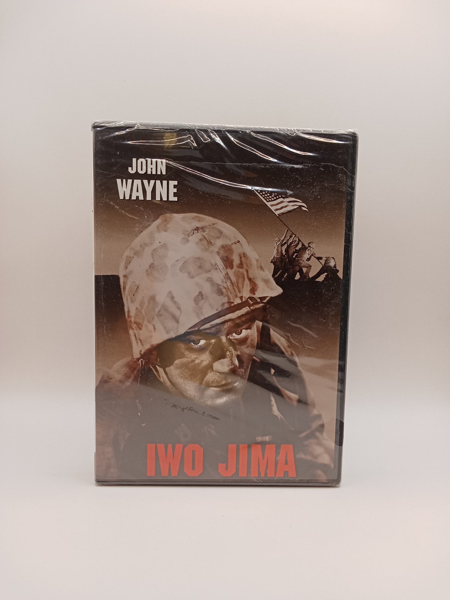 Iwo Jiman hiekka / Sands of Iwo Jima / John Wayne (Alkuperäisissä muoveissa)