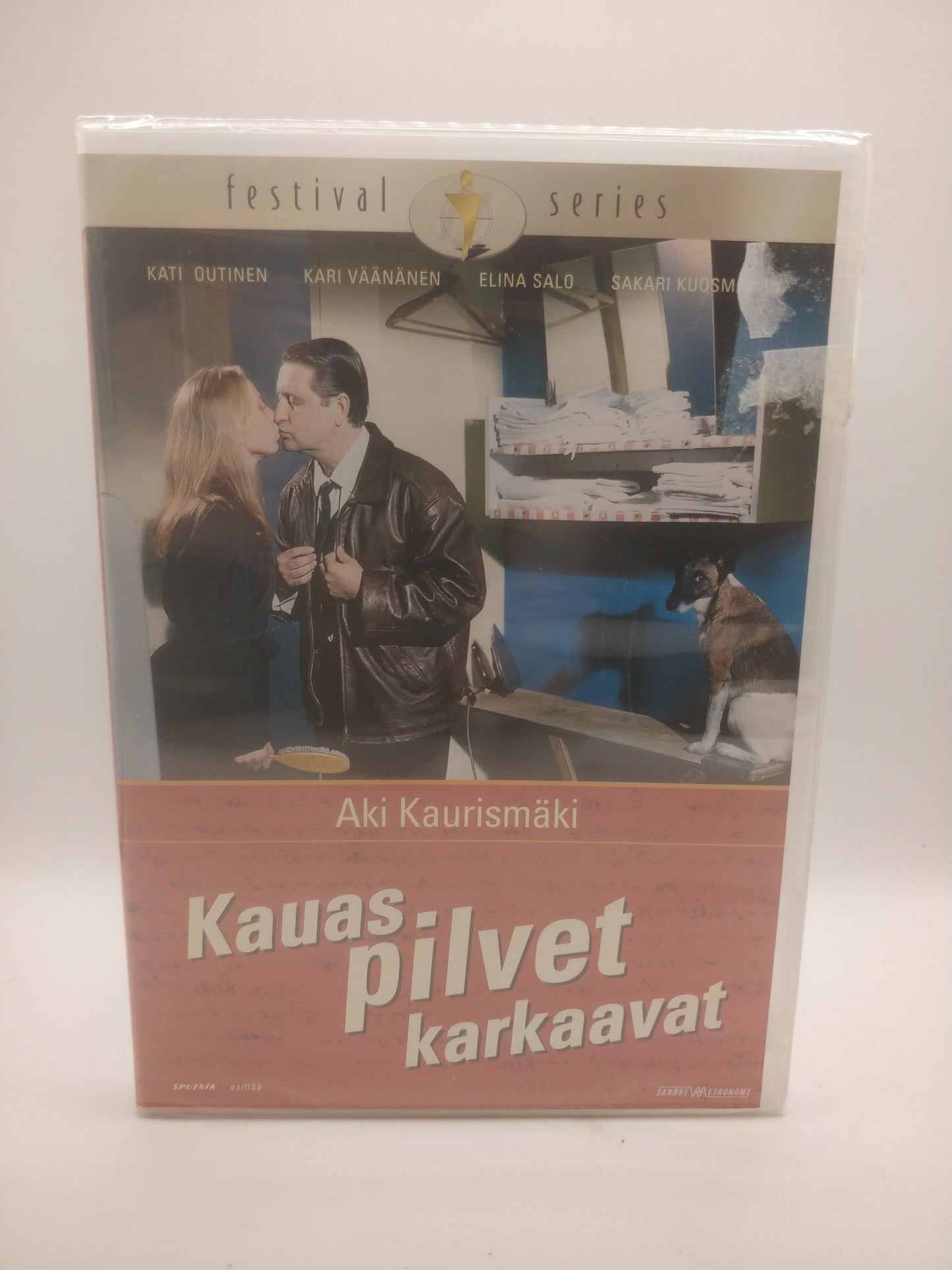 Aki Kaurismäki - Kauas pilvet karkaavat (Alkuperäisissä muoveissa)