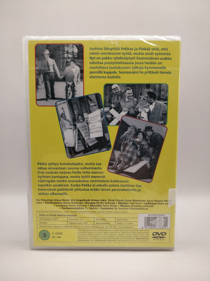 Pekka ja pätkä - Pahassa pulassa (Alkuperäisissä muoveissa)