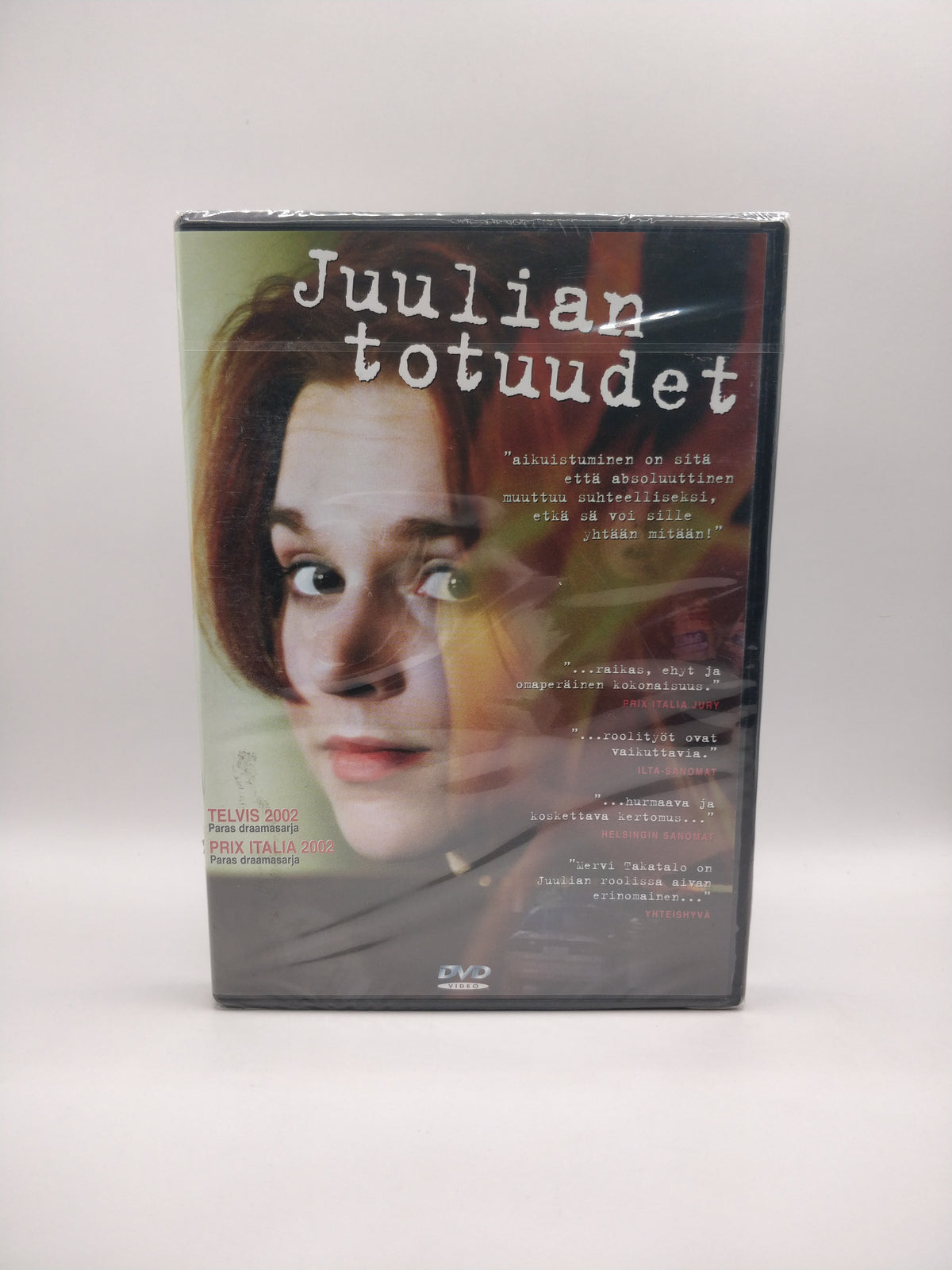 Juulian totuudet (Alkuperäisissä muoveissa)