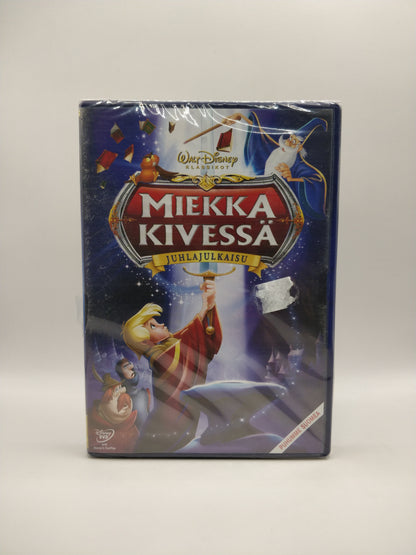 Miekka kivessä – Juhlajulkaisu / The Sword in the Stone (Alkuperäisissä muoveissa)